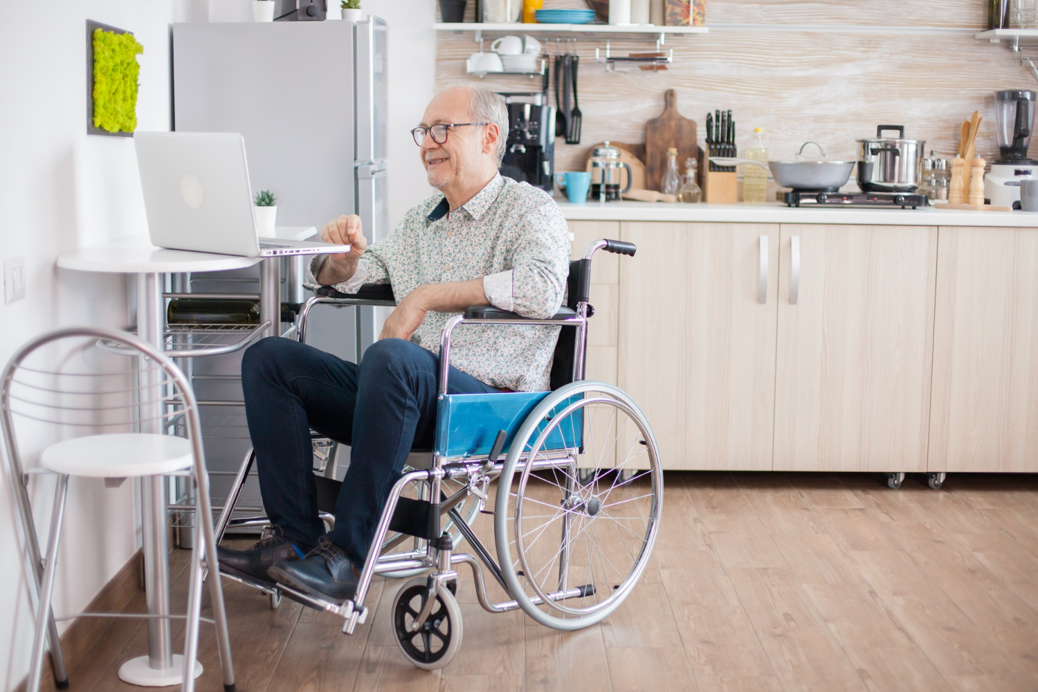 Aides destinées aux personnes âgées et handicapées Une augmentation prévue en 2024