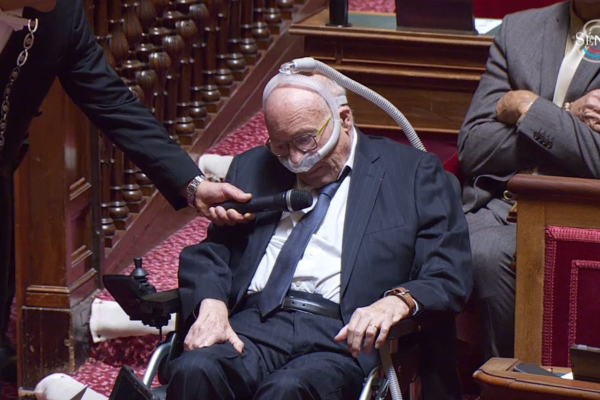 Le sénateur Gilbert Bouchet, un combat personnel et politique contre la SLA