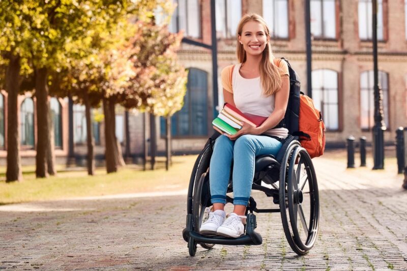 Accueil des étudiants en situation de handicap : les initiatives des universités de Tours et Poitiers